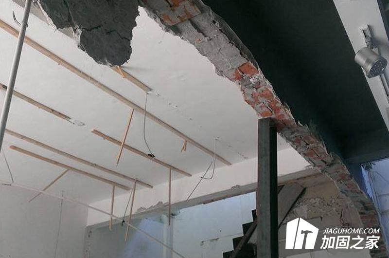 梁上開洞是否會對建筑結(jié)構(gòu)造成損傷?