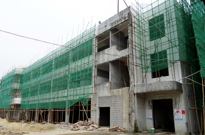 建筑加固是提高現有建筑抗震性能的重要手段
